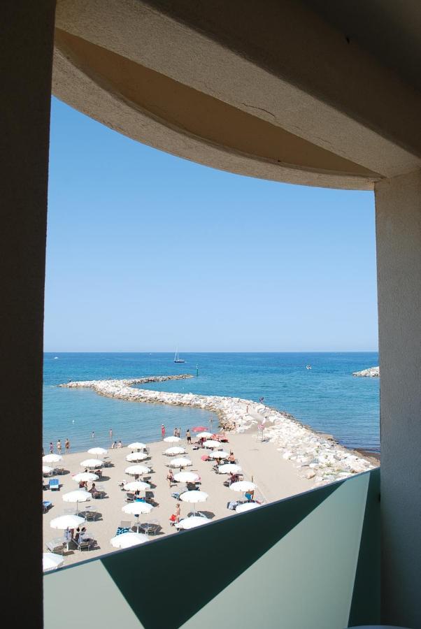 Hotel Stella Marina 산빈첸초 외부 사진