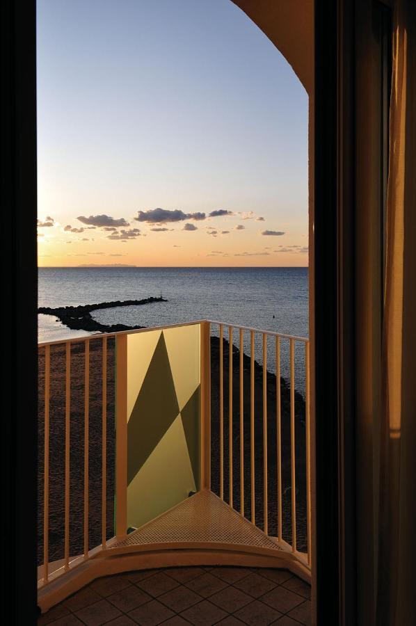 Hotel Stella Marina 산빈첸초 외부 사진